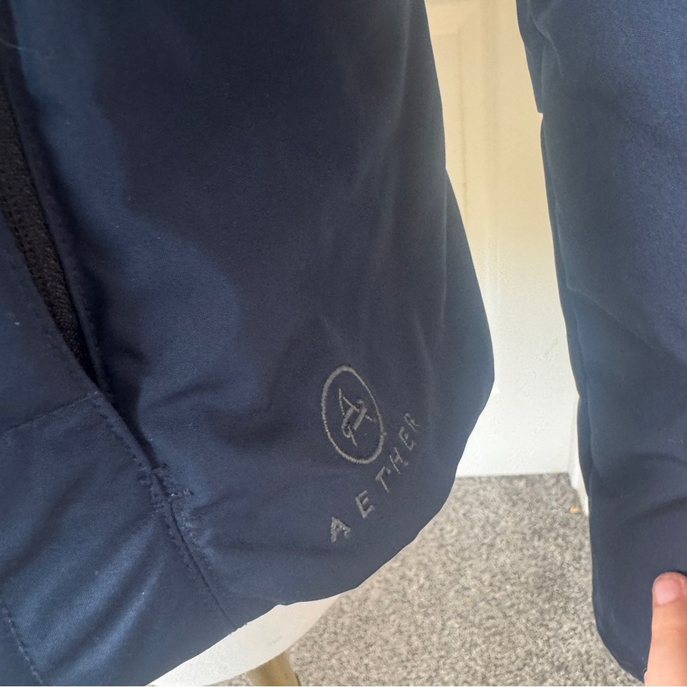 Aether Alta Quilted Jacket Discovery Navy Size Small/4 - Picture 6 of 13